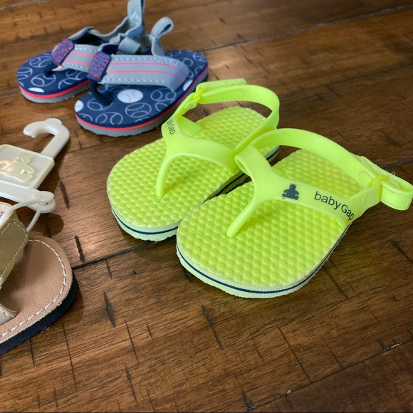 ⚡️3/$20 Baby Gap Sandals lot bundle - 3 pairs of shoes - summer - Picture 8 of 8